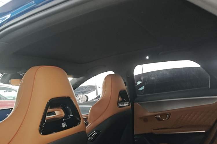 Used BYD Han 2022 EV Genesis Edition 715KM Front-Wheel-Drive Prestige Model Headliner