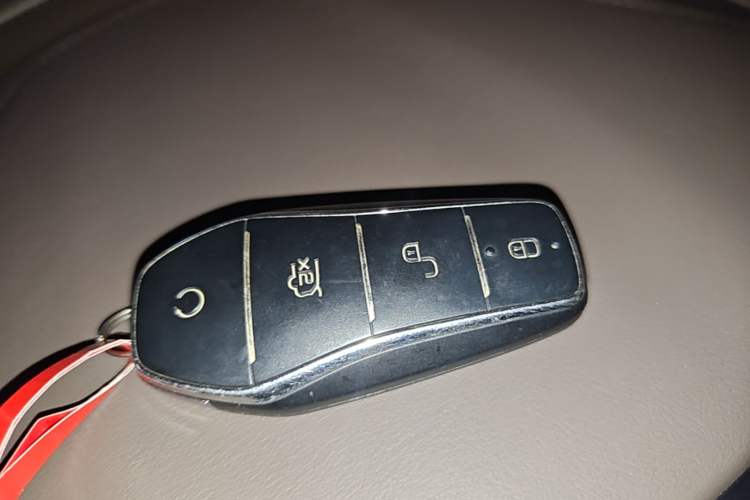 Used BYD Han 2022 DM-i 121KM Luxury Model Interior 1