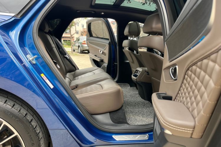 Used BYD Han 2022 DM-i 121KM Luxury Model Interior 10