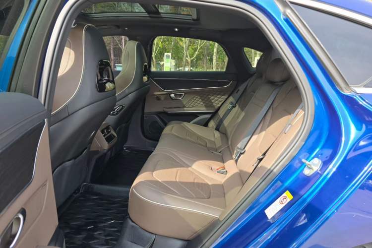 Used BYD Han 2022 DM-i 121KM Luxury Model Interior 3