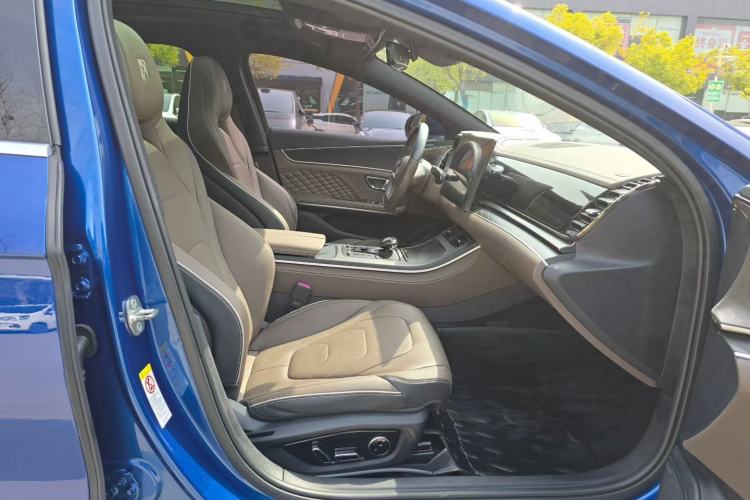 Used BYD Han 2022 DM-i 121KM Luxury Model Interior 4