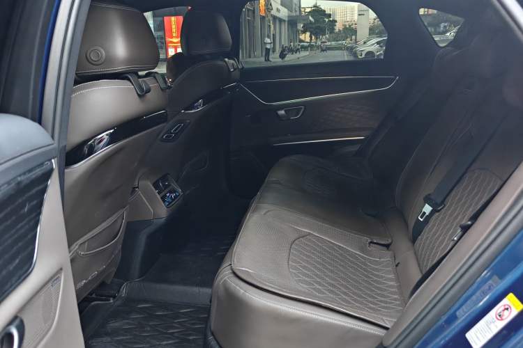 Used BYD Han 2022 EV Genesis Edition 610KM All-Wheel Drive Premium Model Interior 4