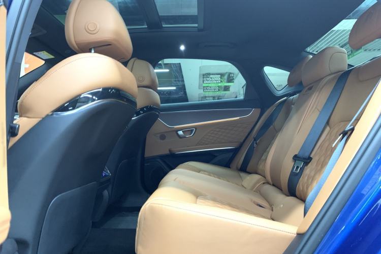 Used BYD Han 2022 EV Genesis Edition 610KM All-Wheel Drive Premium Model Interior 5