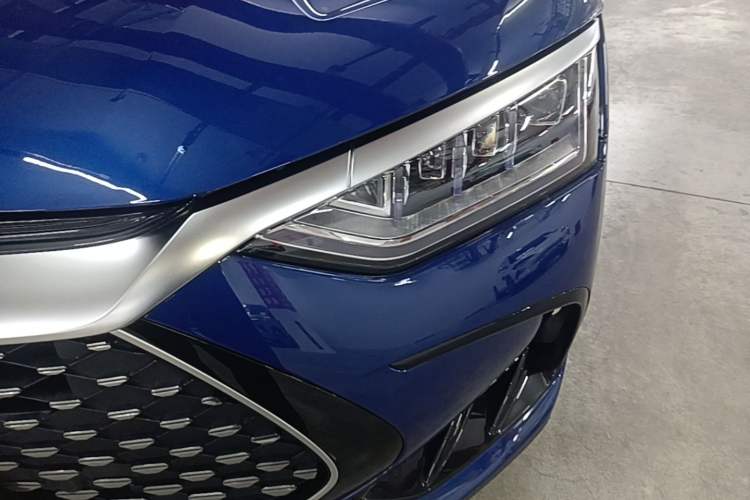 Used BYD Han 2022 DM-i 121KM Luxury Model Left Front Headlight