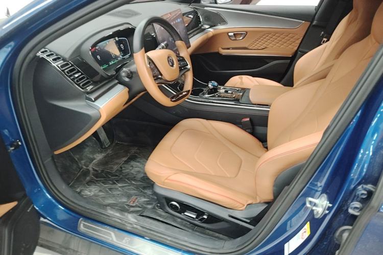 Used BYD Han 2022 EV Genesis Edition 715KM Front-Wheel-Drive Prestige Model Left Front Seat
