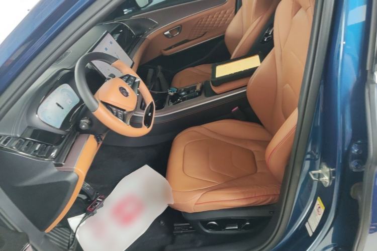 Used BYD Han 2022 EV Genesis Edition 610KM All-Wheel Drive Premium Model Left Front Seat