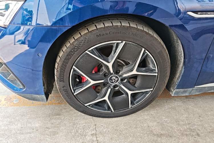Used BYD Han 2022 DM-i 242km Flagship Model Left Front Wheel Hub