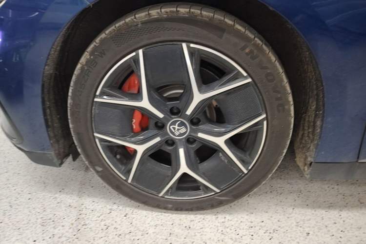 Used BYD Han 2022 EV Genesis Edition 715KM Front-Wheel-Drive Prestige Model Left Front Wheel Hub