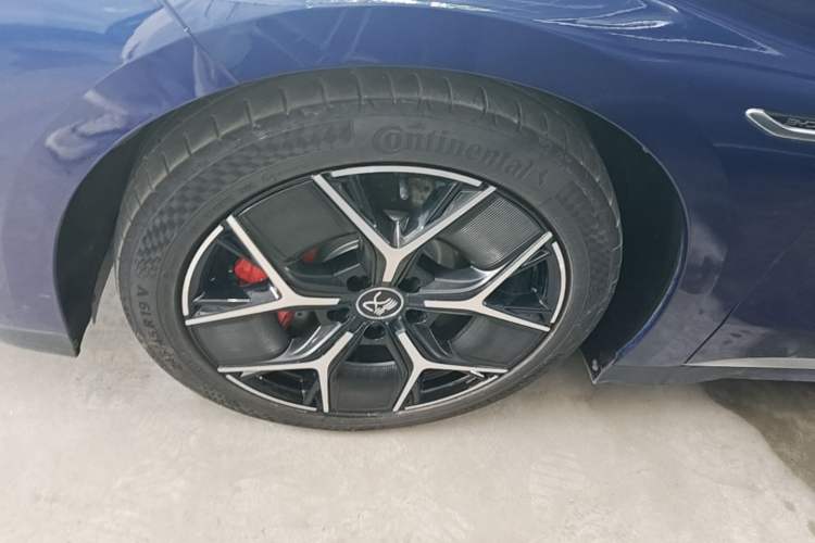Used BYD Han 2022 EV Genesis Edition 715KM Front-Wheel-Drive Prestige Model Left Front Wheel Hub