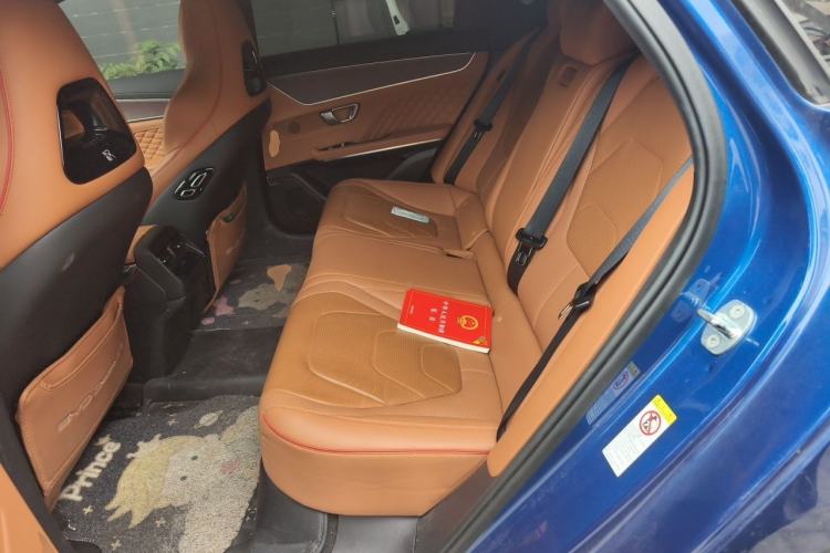 Used BYD Han 2022 DM-p 202km Four-Wheel Drive Flagship Model Left Rear Seat