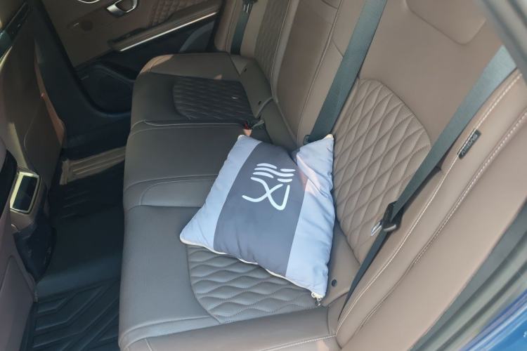 Used BYD Han 2022 DM-i 121KM Luxury Model Left Rear Seat