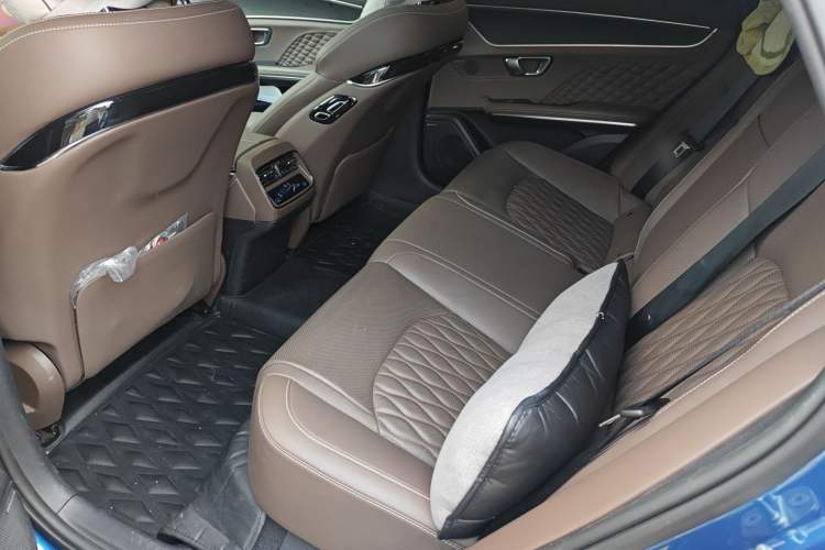 Used BYD Han 2022 DM-i 121KM Luxury Model Left Rear Seat