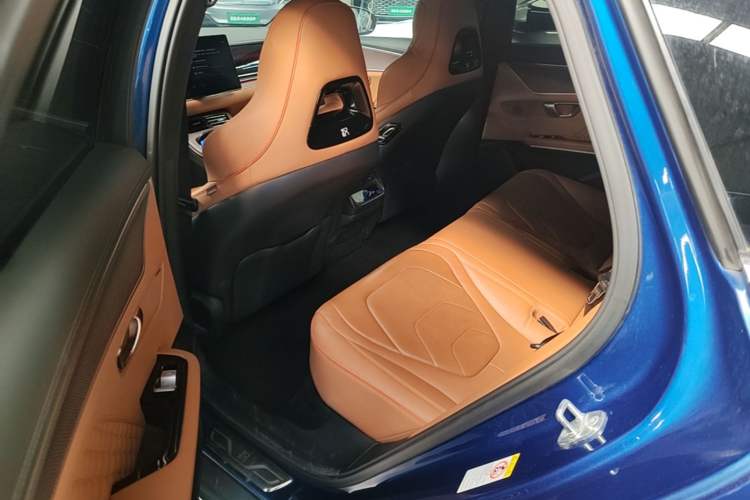 Used BYD Han 2022 EV Genesis Edition 610KM All-Wheel Drive Premium Model Left Rear Seat