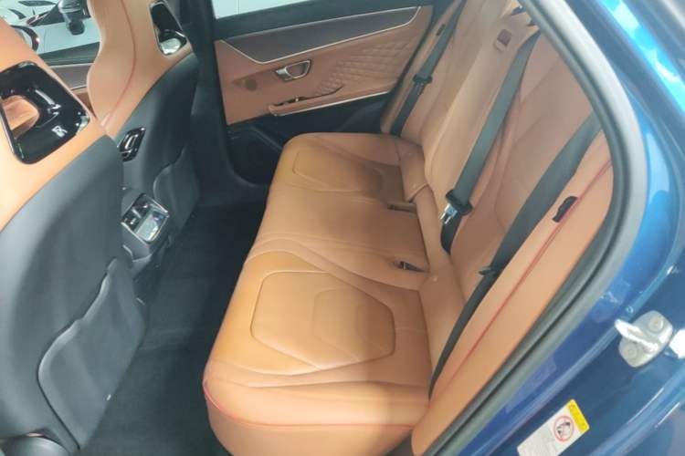 Used BYD Han 2022 EV Genesis Edition 610KM All-Wheel Drive Premium Model Left Rear Seat