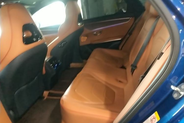 Used BYD Han 2022 EV Genesis Edition 715 km Front-Wheel-Drive Flagship Model Left Rear Seat
