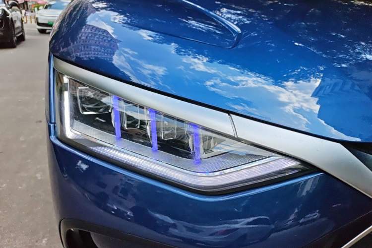 Used BYD Han 2022 DM-i 121KM Luxury Model Right Front Headlight