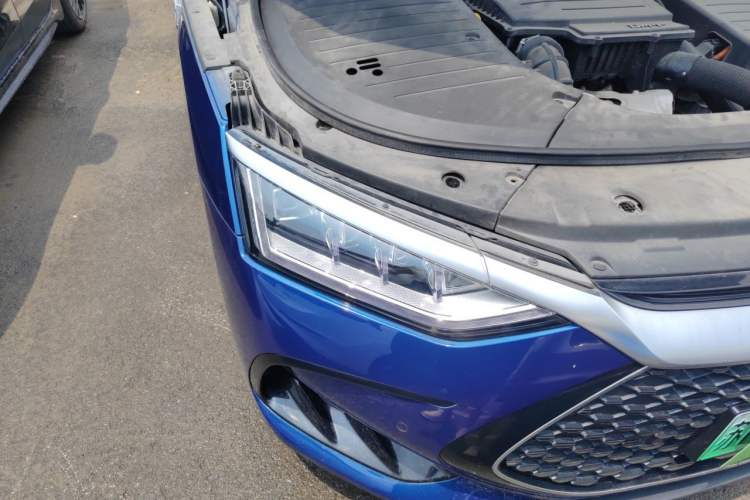 Used BYD Han 2022 DM-p 202km Four-Wheel Drive Flagship Model Right Front Headlight