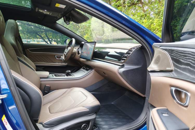 Used BYD Han 2022 DM-i 121KM Luxury Model Right Front Seat