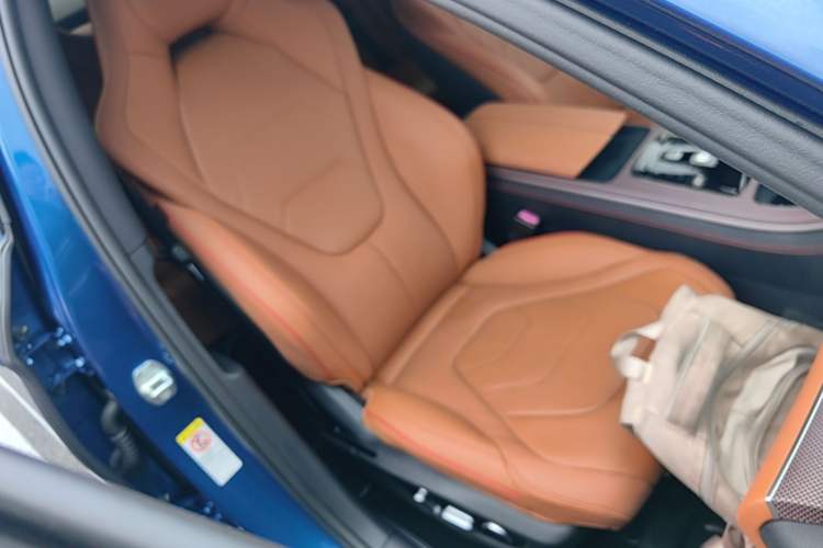 Used BYD Han 2022 DM-i 121KM Luxury Model Right Front Seat