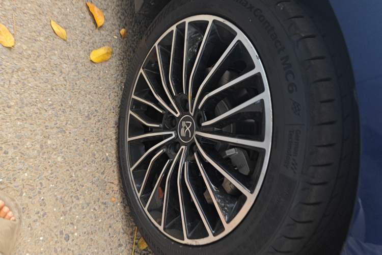 Used BYD Han 2022 DM-i 121KM Luxury Model Right Front Wheel Hub