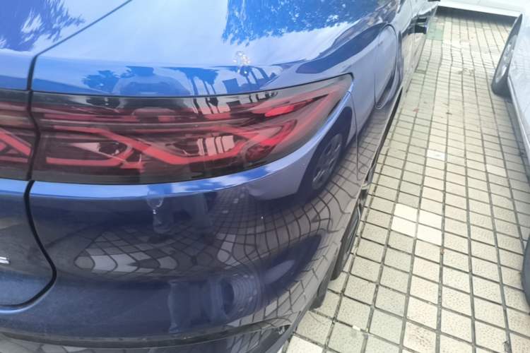 Used BYD Han 2022 EV Genesis Edition 610KM All-Wheel Drive Premium Model Right Rear Taillight