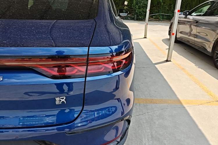 Used BYD Han 2022 DM-i 242km Flagship Model Right Rear Taillight