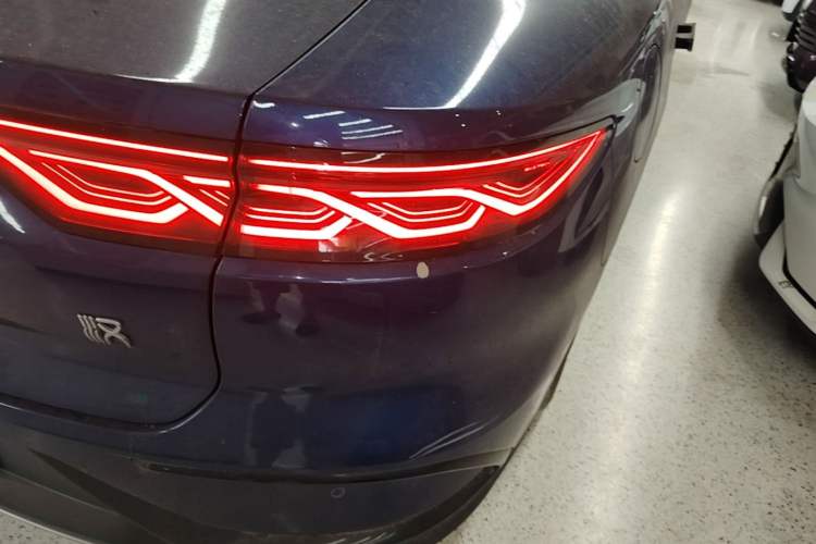 Used BYD Han 2022 EV Genesis Edition 715KM Front-Wheel-Drive Prestige Model Right Rear Taillight