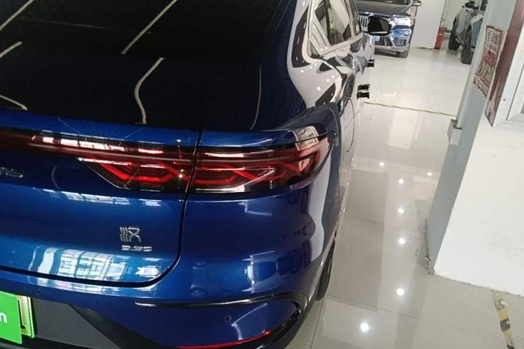 Used BYD Han 2022 EV Genesis Edition 610KM All-Wheel Drive Premium Model Right Rear Taillight