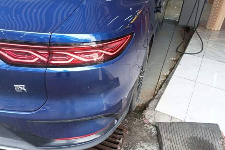 Used BYD Han 2022 DM-i 121KM Luxury Model Right Rear Taillight