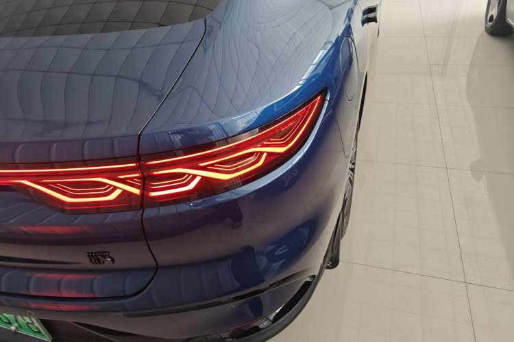 Used BYD Han 2022 DM-i 121KM Luxury Model Right Rear Taillight