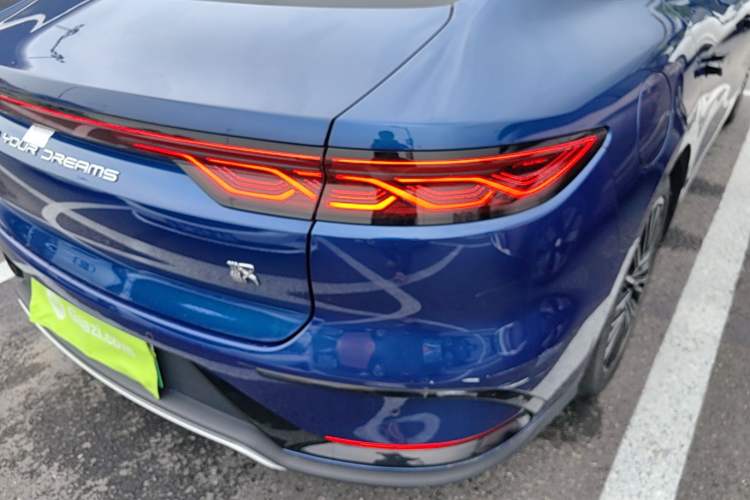 Used BYD Han 2022 DM-i 121KM Luxury Model Right Rear Taillight