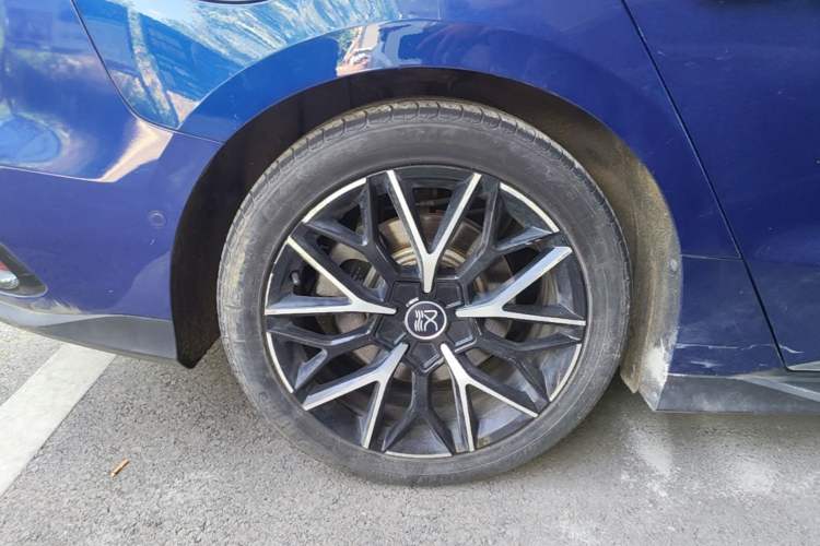Used BYD Han 2022 EV Genesis Edition 610KM All-Wheel Drive Premium Model Right Rear Wheel Hub