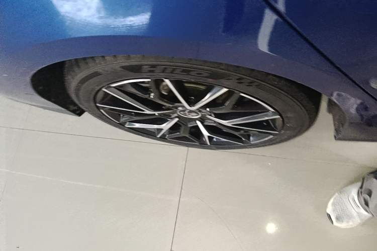 Used BYD Han 2022 EV Genesis Edition 610KM All-Wheel Drive Premium Model Right Rear Wheel Hub