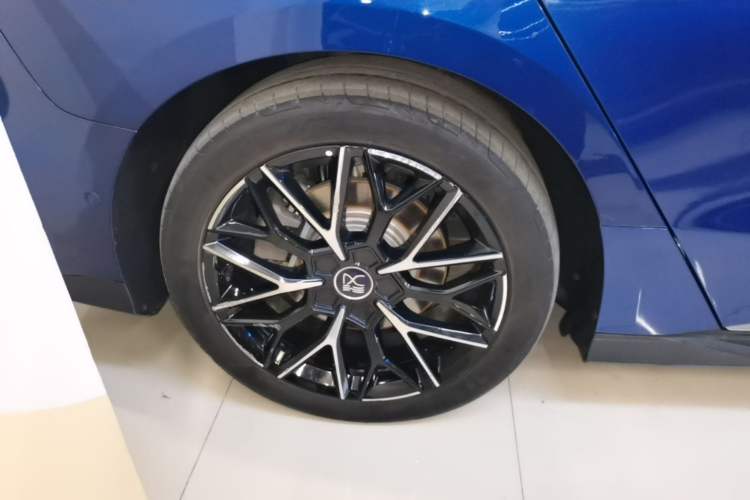 Used BYD Han 2022 EV Genesis Edition 610KM All-Wheel Drive Premium Model Right Rear Wheel Hub