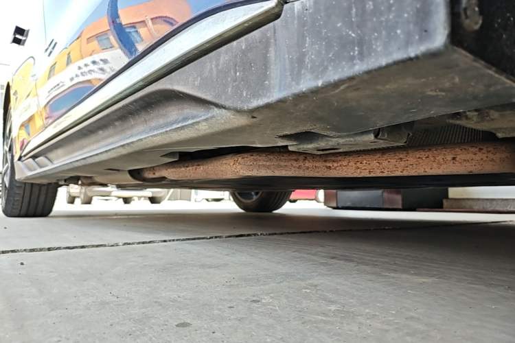Used BYD Han 2022 DM-i 242km Flagship Model Right Side Sill