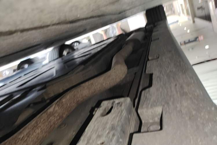 Used BYD Han 2022 DM-i 121KM Luxury Model Right Side Sill