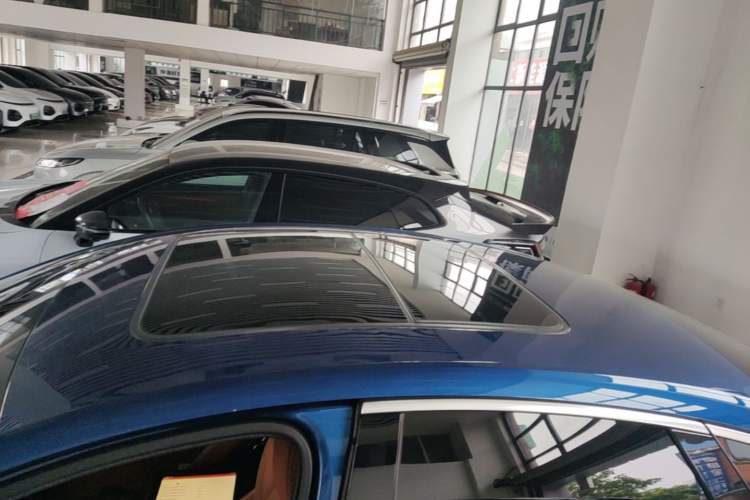 Used BYD Han 2022 EV Genesis Edition 610KM All-Wheel Drive Premium Model Roof