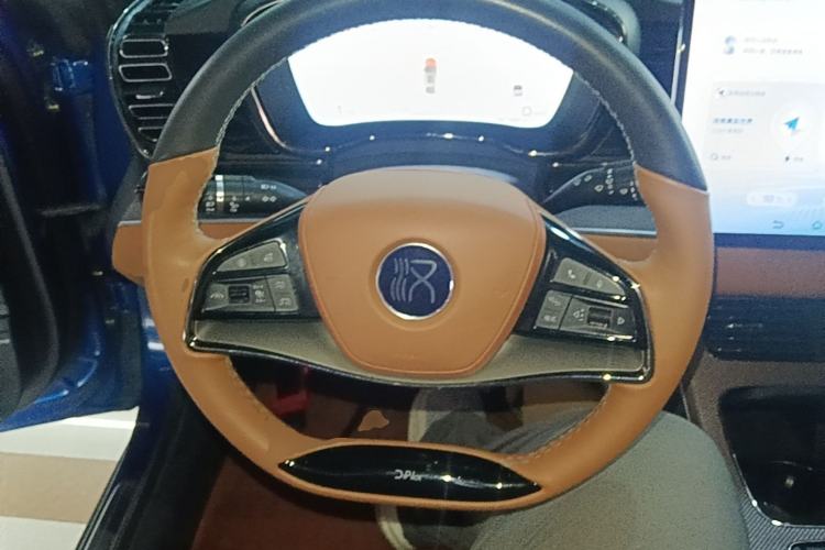 Used BYD Han 2022 EV Genesis Edition 610KM All-Wheel Drive Premium Model Steering Wheel