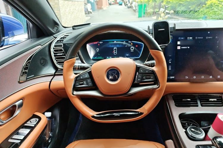 Used BYD Han 2022 EV Genesis Edition 610KM All-Wheel Drive Premium Model Steering Wheel