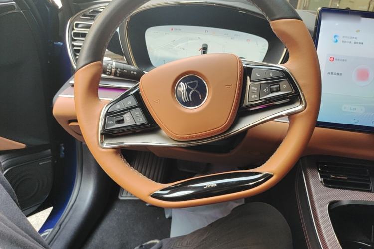 Used BYD Han 2022 DM-i 121KM Luxury Model Steering Wheel