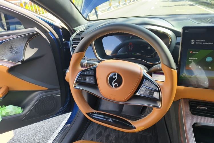 Used BYD Han 2022 DM-i 121KM Luxury Model Steering Wheel