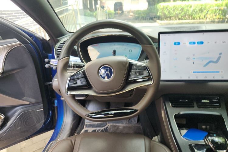Used BYD Han 2022 DM-i 121KM Prestige Model Steering Wheel