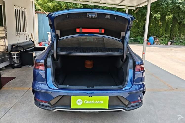 Used BYD Han 2022 DM-i 242km Flagship Model Trunk