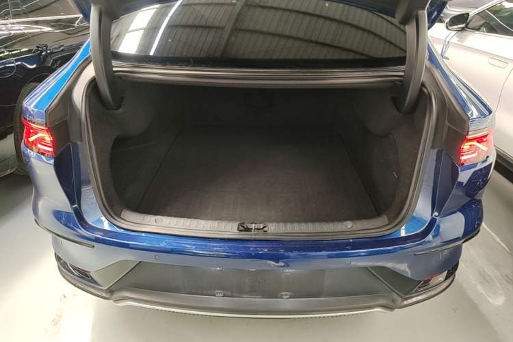 Used BYD Han 2022 EV Genesis Edition 610KM All-Wheel Drive Premium Model Trunk