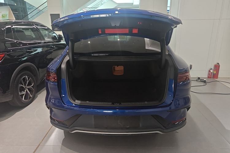 Used BYD Han 2022 EV Genesis Edition 715KM Front-Wheel-Drive Prestige Model Trunk