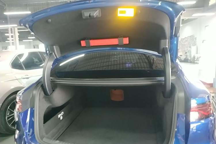 Used BYD Han 2022 EV Genesis Edition 715 km Front-Wheel-Drive Flagship Model Trunk