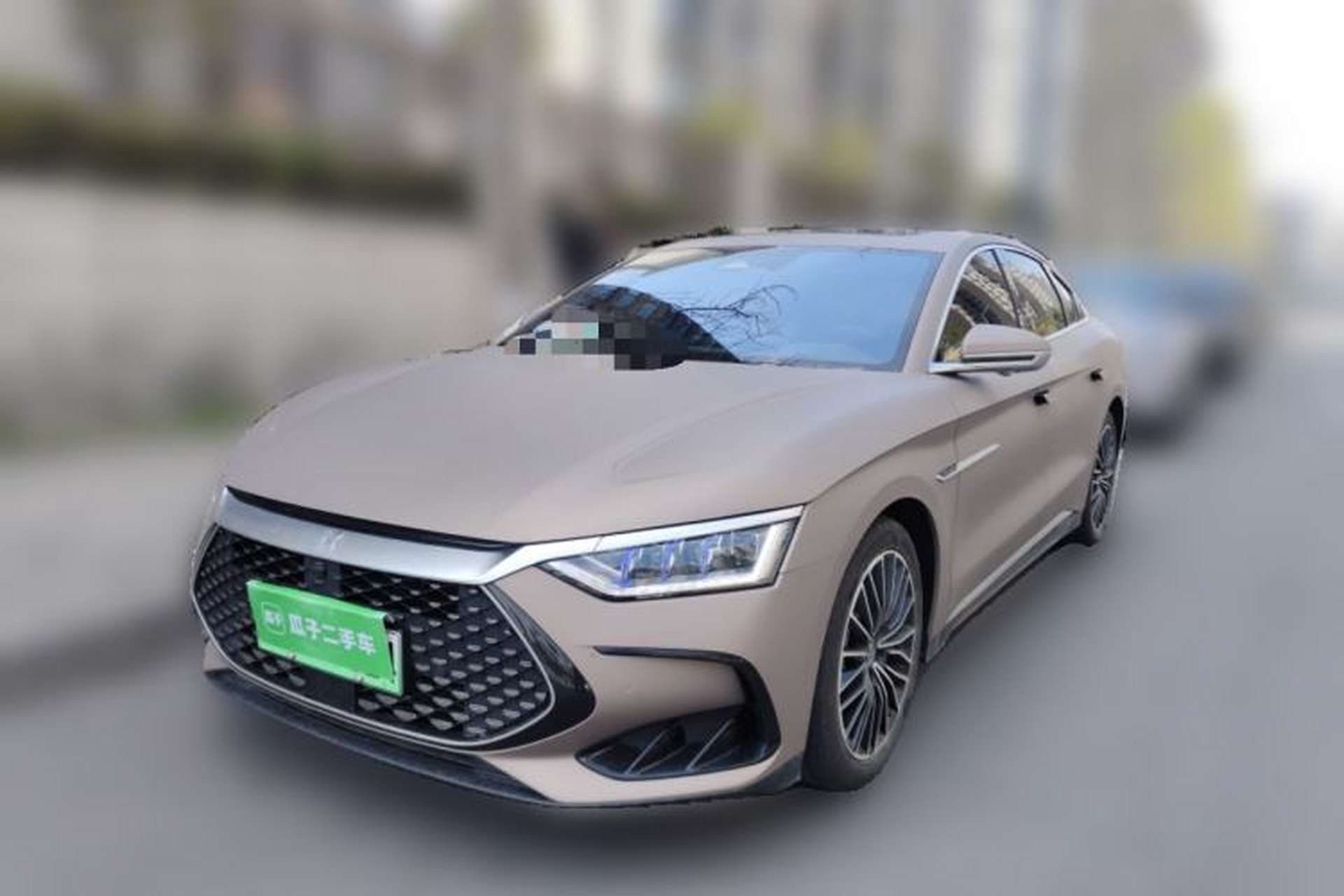 Used BYD Han 2022 DM-i 121KM Luxury Model Front Left 45 Deg