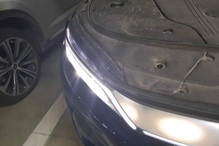 Used BYD Han 2022 EV Genesis Edition 715KM Front-Wheel-Drive Prestige Model Right Front Headlight