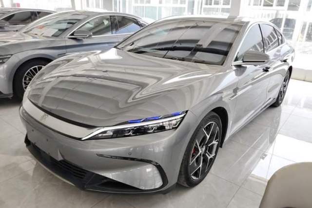 Used BYD Han 2022 EV Genesis Edition 715KM Front-Wheel-Drive Prestige Model