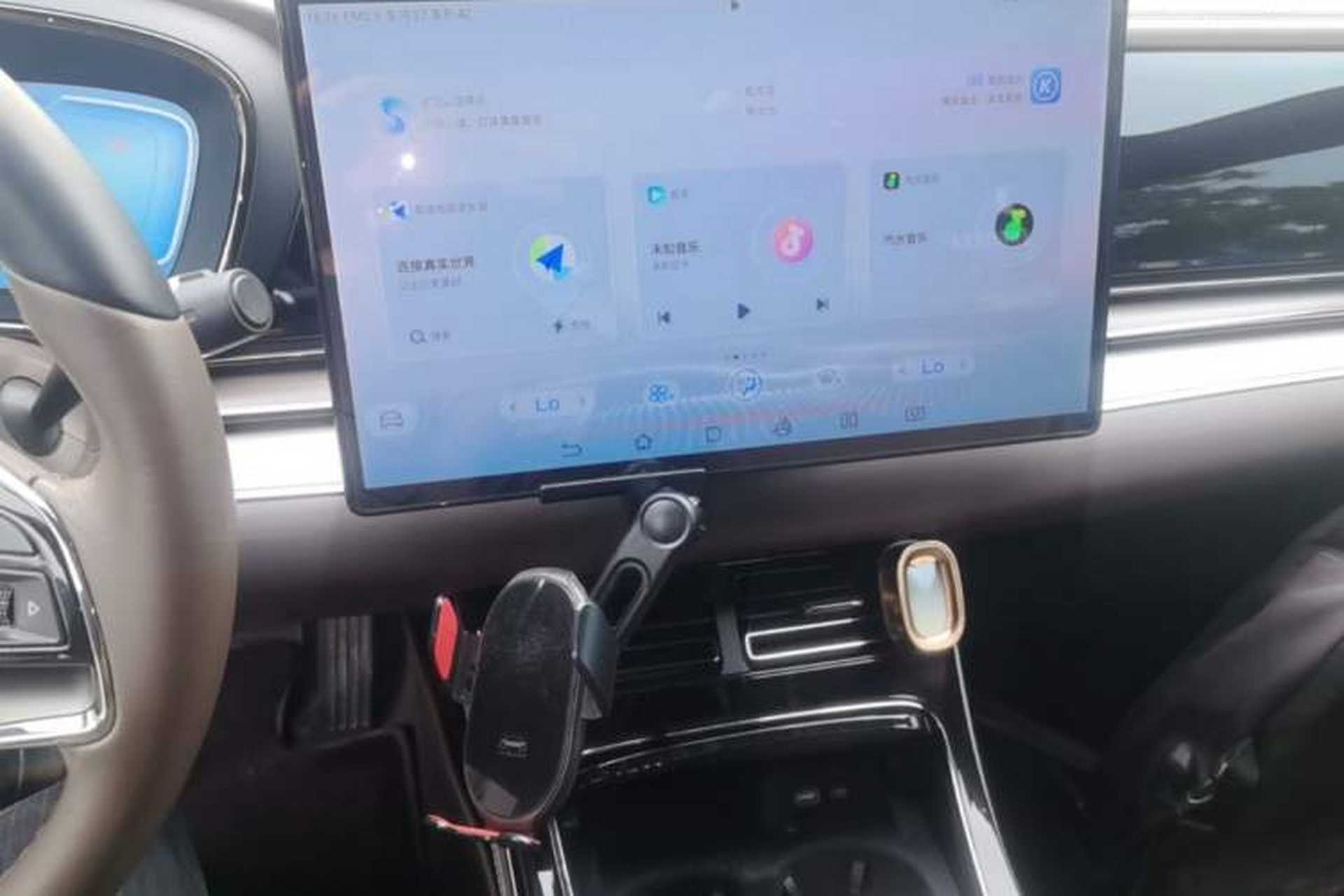 Used BYD Han 2022 DM-i 121KM Prestige Model Audio And AC Panel